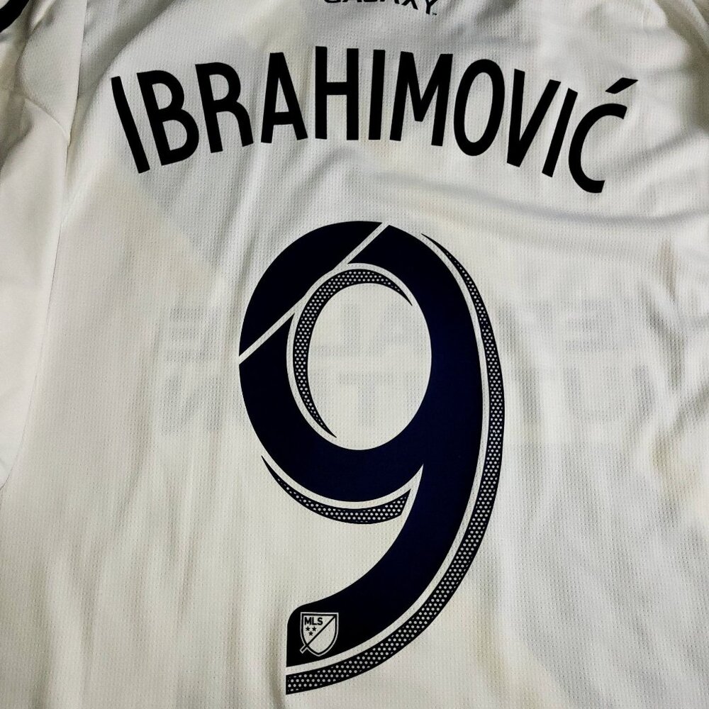 Ibrahimovic LA Galaxy 2018 2019 PLAYER ISSUE Soccer Jersey BNWT XL SKU# CE3300 - Picture 3 of 7